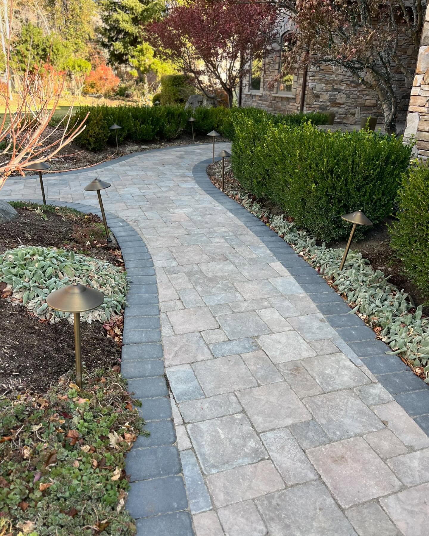 Transform Your Home’s Curb Appeal: Enhancing Pathways in Utah
