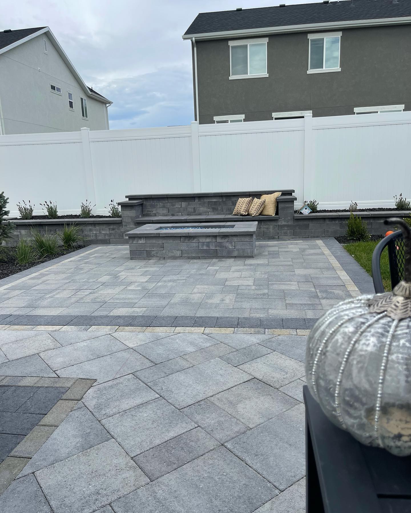 Transform Your Backyard with Interlocking Pavers: A Guide to Stunning Renovations in Utah